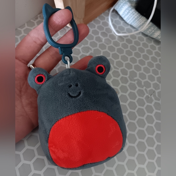Squishmallows Jameel The Frog Clip On Keychain - Picture 1 of 4
